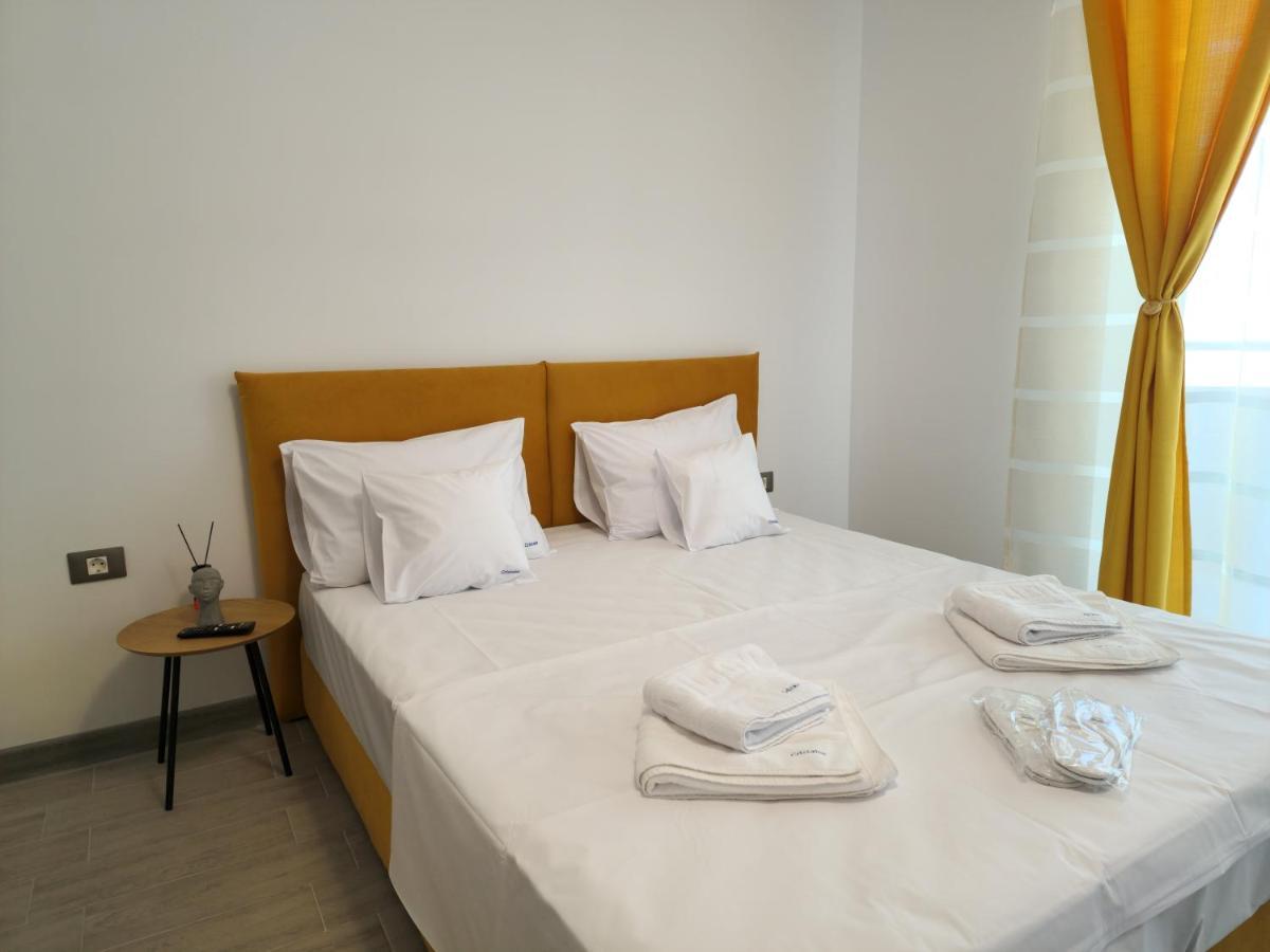 Cristalex Aparthotel & Spa Mamaia Nord Navodari Bagian luar foto