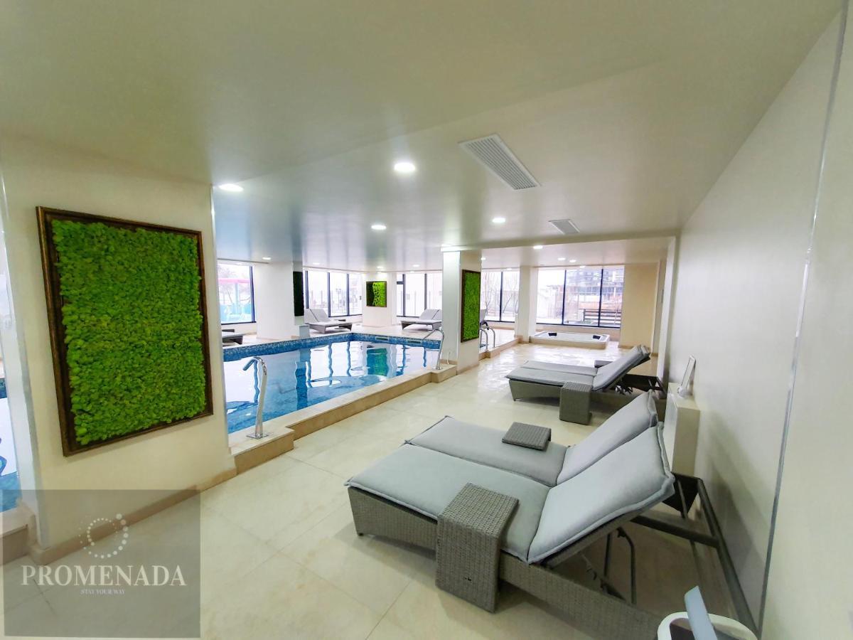 Cristalex Aparthotel & Spa Mamaia Nord Navodari Bagian luar foto